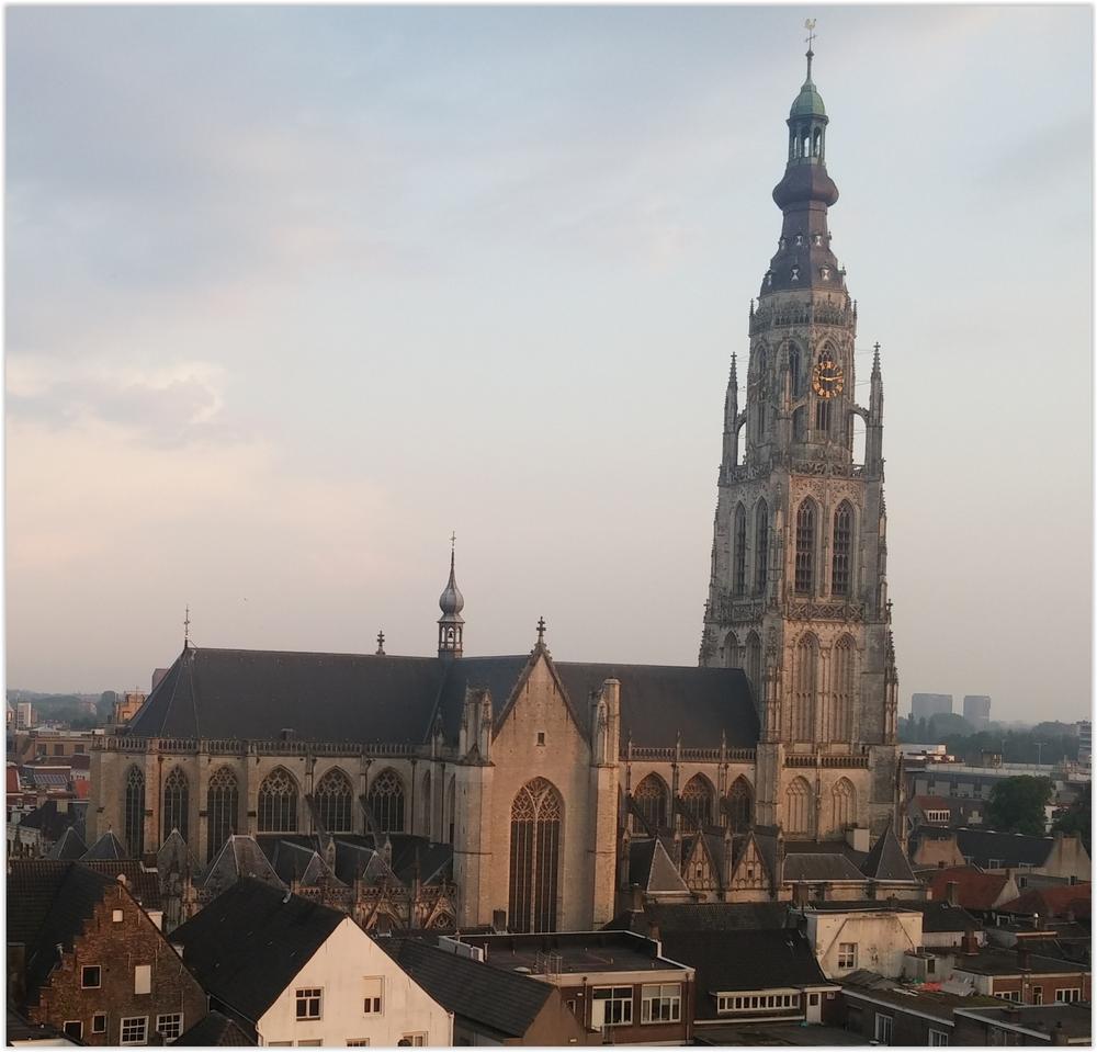 Grote_kerk_Breda.jpg